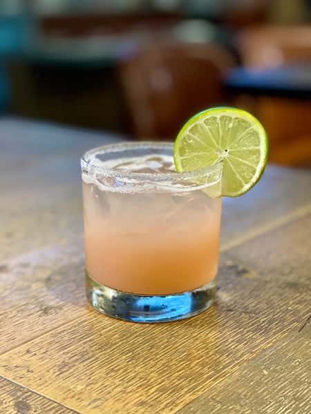 Hibiscus Margarita (Seedlip Notas de Agave)