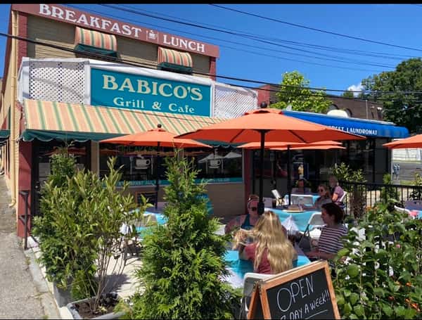 Babicos cafe and outdoor patio