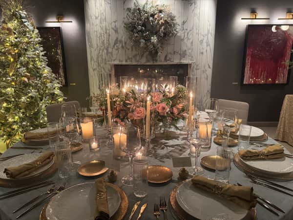 Book your holiday event at Cece's!