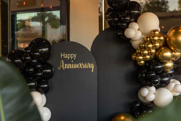 Anniversary decorations