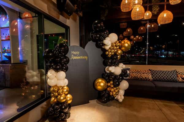 Anniversary decorations