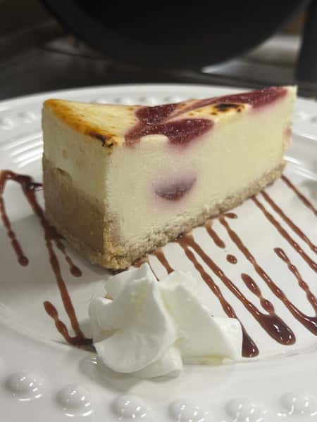 White Chocolate Raspberry Cheesecake