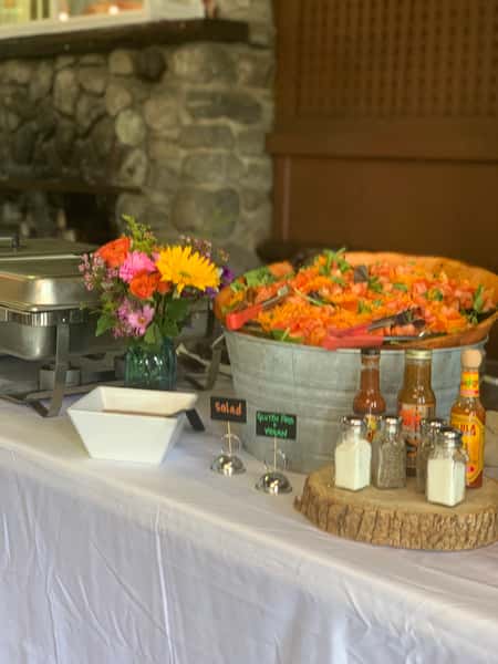 Salad station