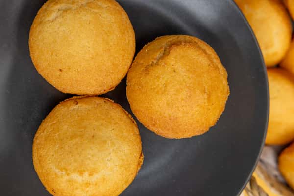 CORNBREAD MUFFINS (12)