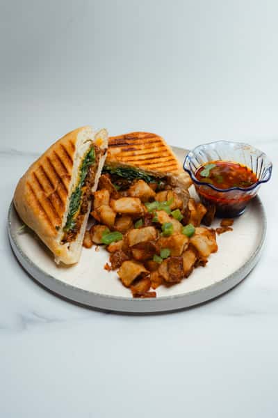 Ropa Vieja-Birria Grilled Cheese