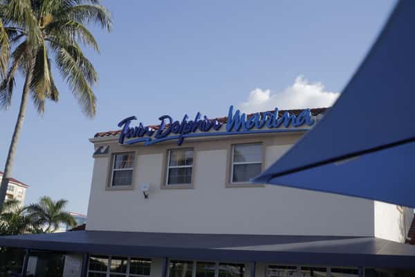 marina exterior