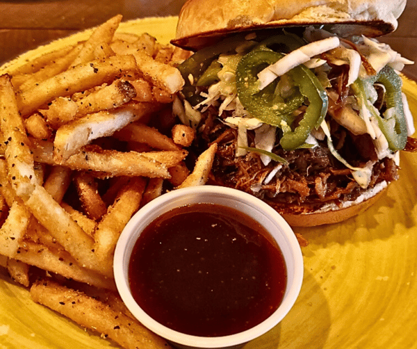 EL JEFE PULLED PORK SANDWICH