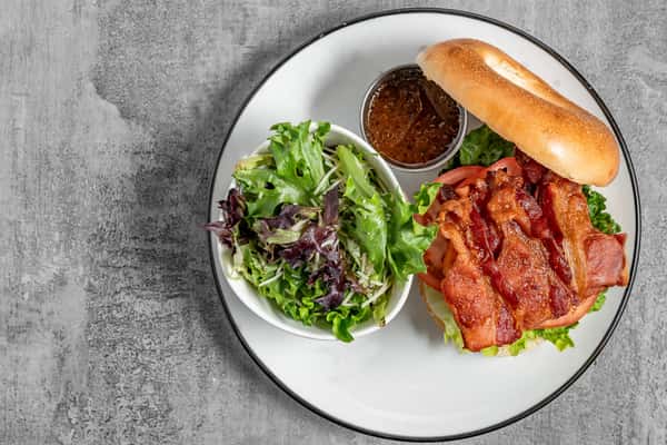 Bagel BLT