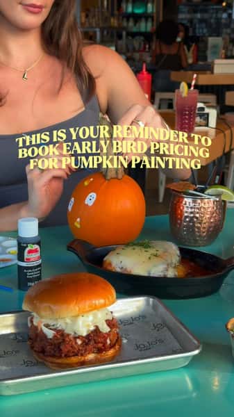 Early Bird Pricing GOES UP September 20th ⬆️
Experience Includes Entrée, Pumpkin Painting & Pumpkin Oatch Shake. Secure Your Spot - Via #LinkInBio 🎃
#pumpkin #fall #pumpkinspice #thingstodo