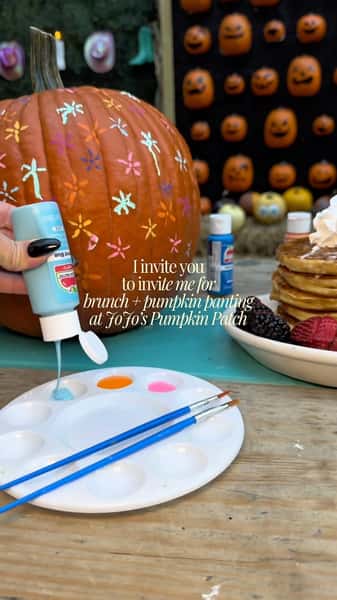Send this to someone your patiently waiting to invite you to fall brunch + pumpkin painting at JoJo’s Pumpkin Patch 🎃🍂🎨✨
Consider this your hint 😉
JoJo’s Pumpkin Patch launches tomorrow - 10/1 🍏🍭
Book your Pumpkin Painting Experience at JoJo’s via the link in our bio! 🔗
#pumpkinpainting #fallactivities #fallbrunch