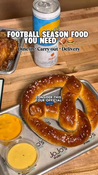 Football season = an excuse to make game day food the main event. 🏈🍔🍟🥤
Whether you’re heading to the game, hosting a watch party, or just here for the food (same), JoJo’s has your game-day lineup covered.
📍 Chicago • Detroit • Naperville • Orlando
🛍️ Dine in, carry out, or get it delivered
Order through our website or find us on Uber Eats, DoorDash & Grubhub. 👀
Who are you rooting for this season? ⬇️🏈
#footballseason #gamedayfood #detroitlions #chicagobears