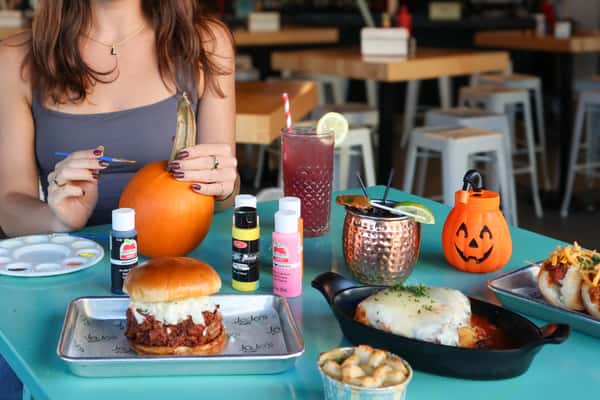 Pumpkin Painting Orlando