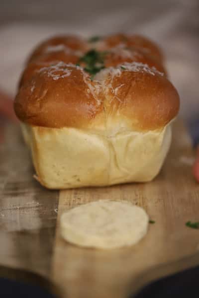 BREAD BOARD