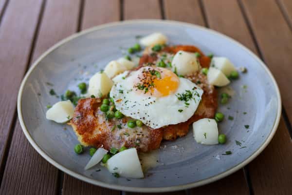 CHICKEN SCHNITZEL