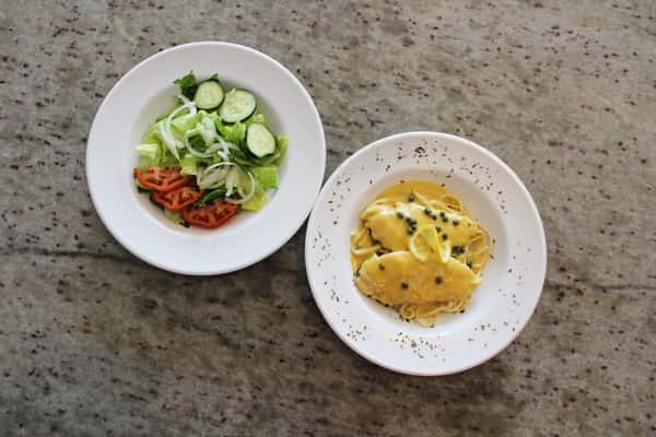 salad and piccata