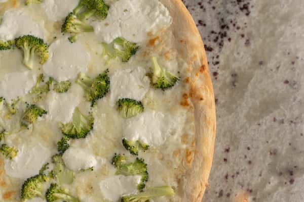 16 Broccoli Bianca