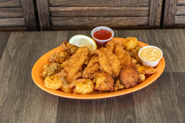 Hangout Seafood Trio