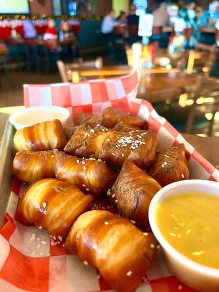 Pretzels (12)