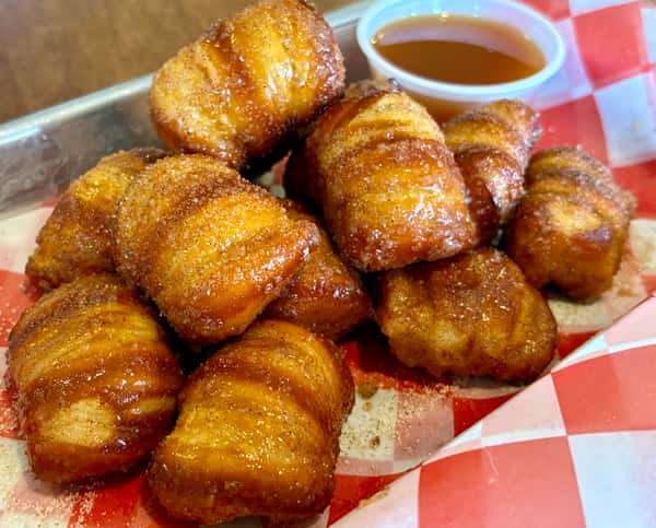 Cinnamon Pretzel Bites