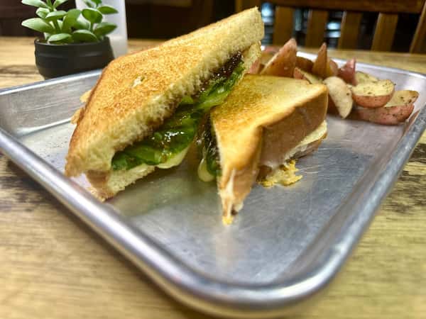 Cheddar and Fig Grilled Cheese