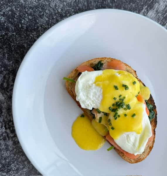 Eggs Benedict