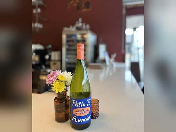 Patio Pounder Vinho Verde
