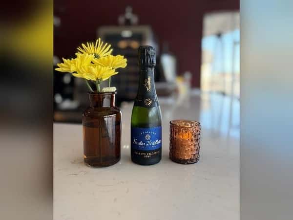 Nicolas Feuillatte Champagne Split
