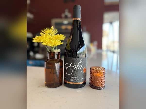 Eola Hills Pinot Noir
