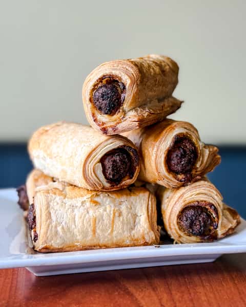 Take & Heat Sausage Rolls (6)