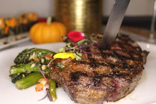 steak and knife where to go dinner