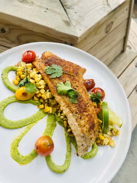 Fish Maize Aguacate
