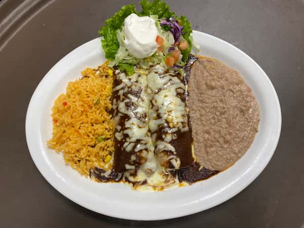 mole enchiladas