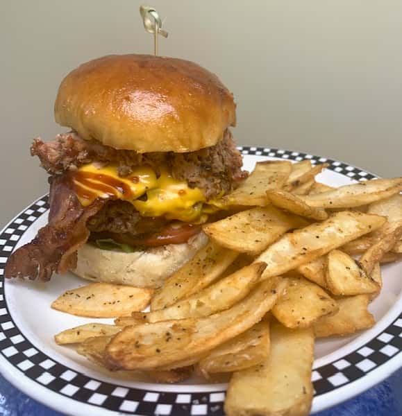 *Carolina Burger