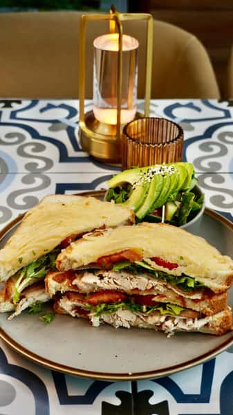 CLASSIC TURKEY DELI PESTO