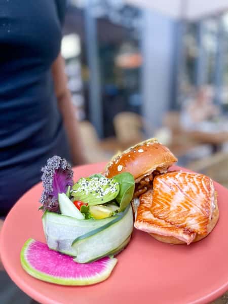 SALMON DELI PECAN
