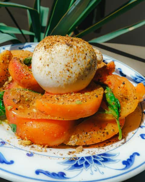 Peach & Tomato