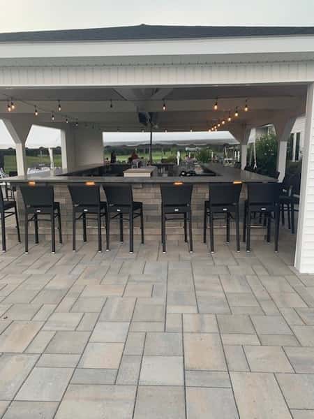 Verdis Outdoor Bar