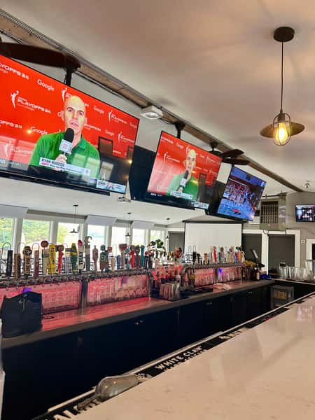 bar