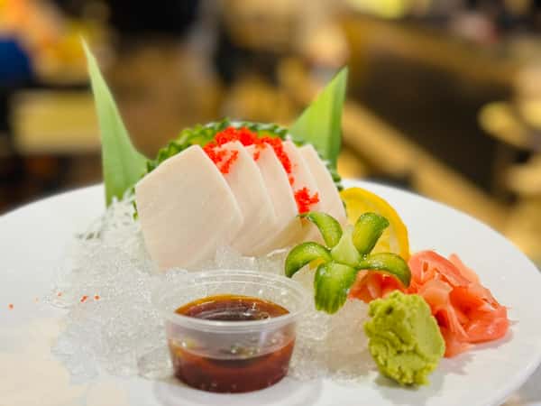 Escolar sashimi