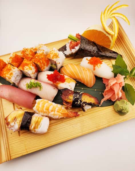 Sushi Combination Dinner 