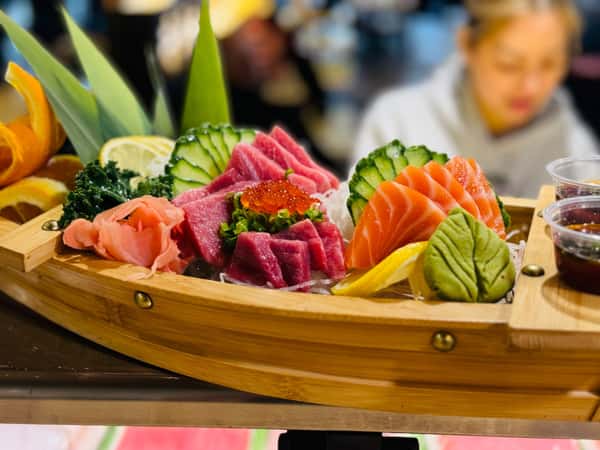 Sashimi Boat
