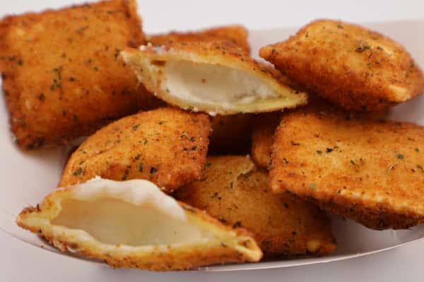 Toasted Raviolis (8)