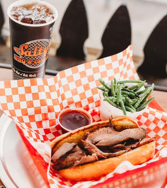 Salty's Grill