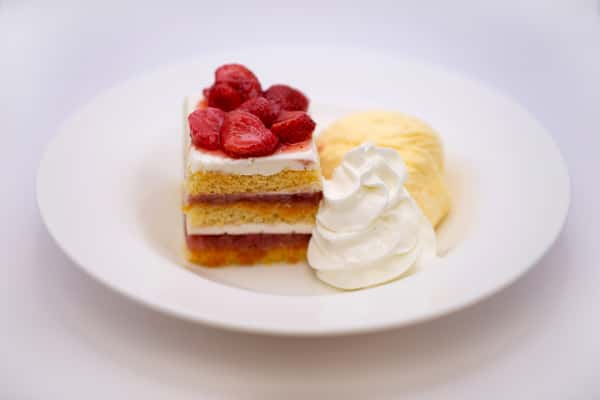 Strawberry Vanilla Cake