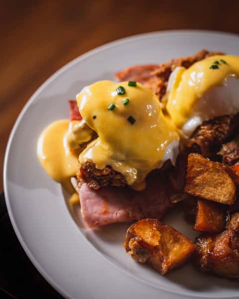 Eggs Benedict Traditional