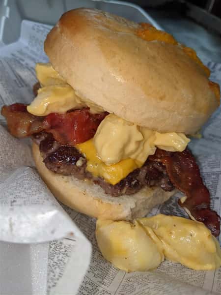 Mac-n-Cheese Burger