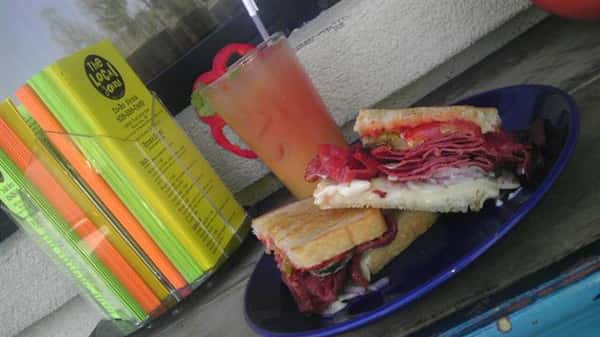 Sandwich with drink