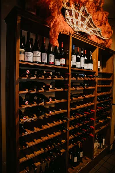 Wine bar