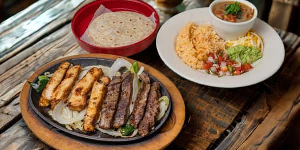 Beef And Chicken Fajitas (For 1)