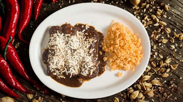 Enchiladas De Mole